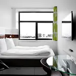 Hotel Wakeup -