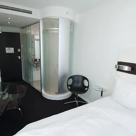 Hotel Wakeup -